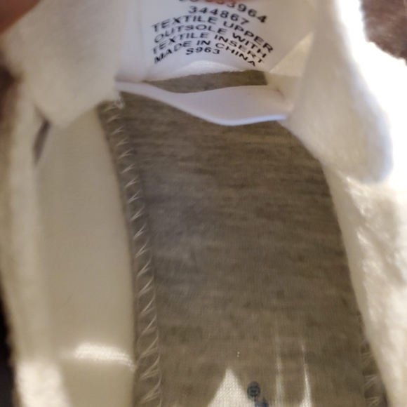 Tommy Bahama White Sneakers Womans Size 10 - Picture 7 of 11